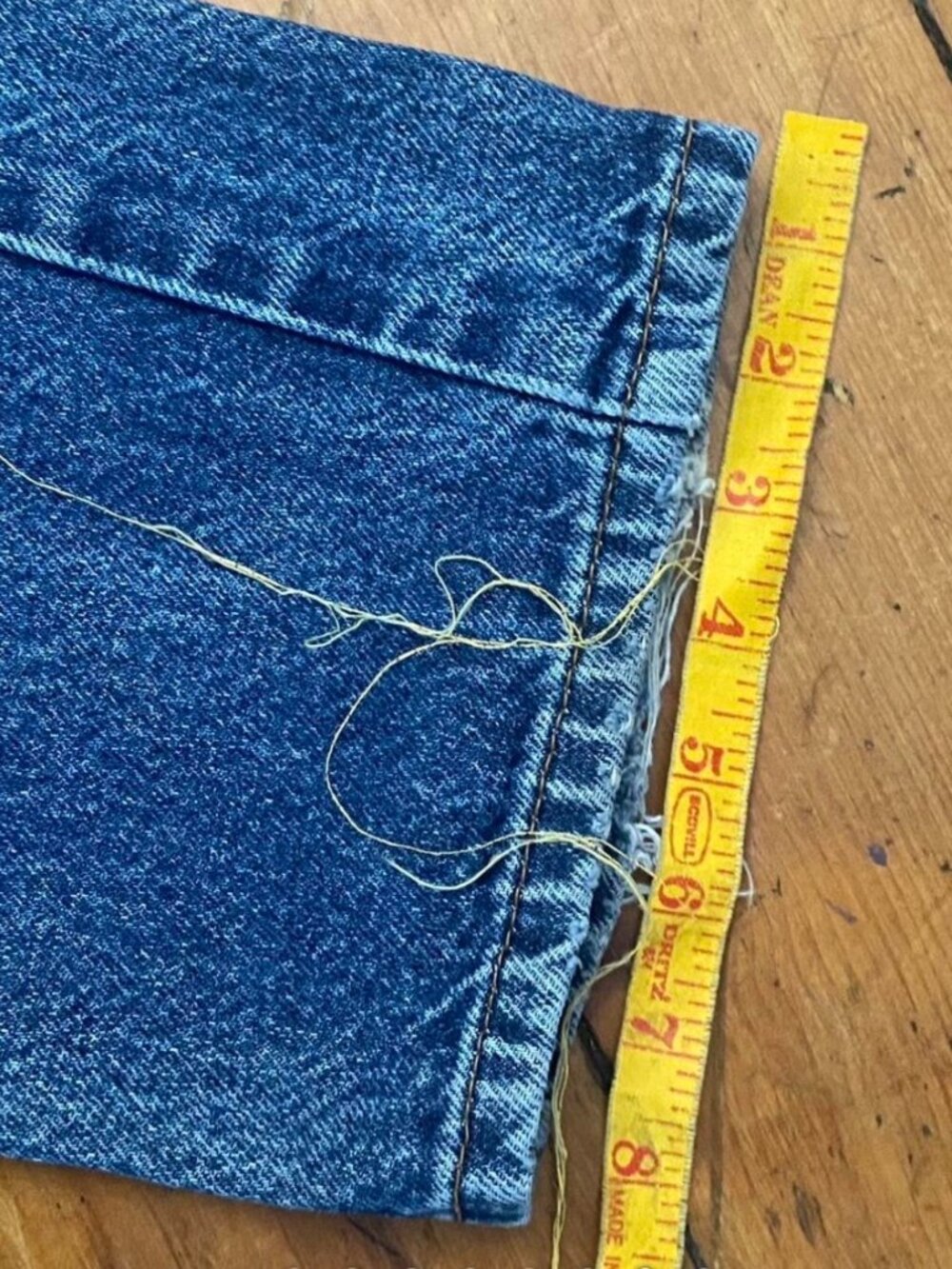 Classic Men's Distressed Blue Jeans Levi’s 505 with sashiko patches - Picture 7 of 8